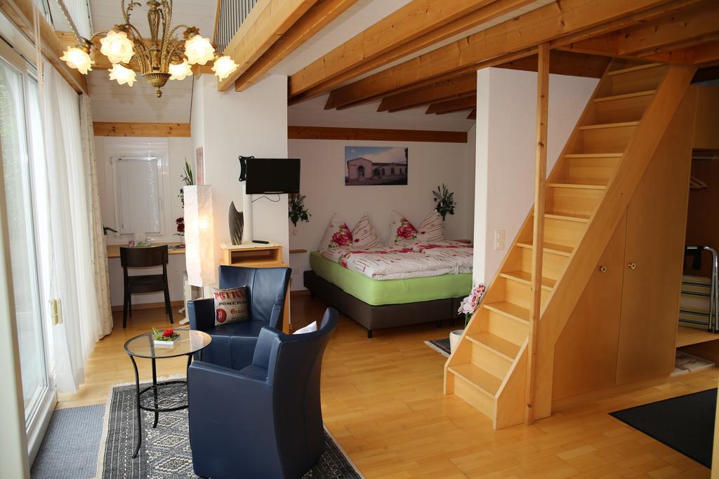 Landgasthof Farnsburg Ormalingen Esterno foto