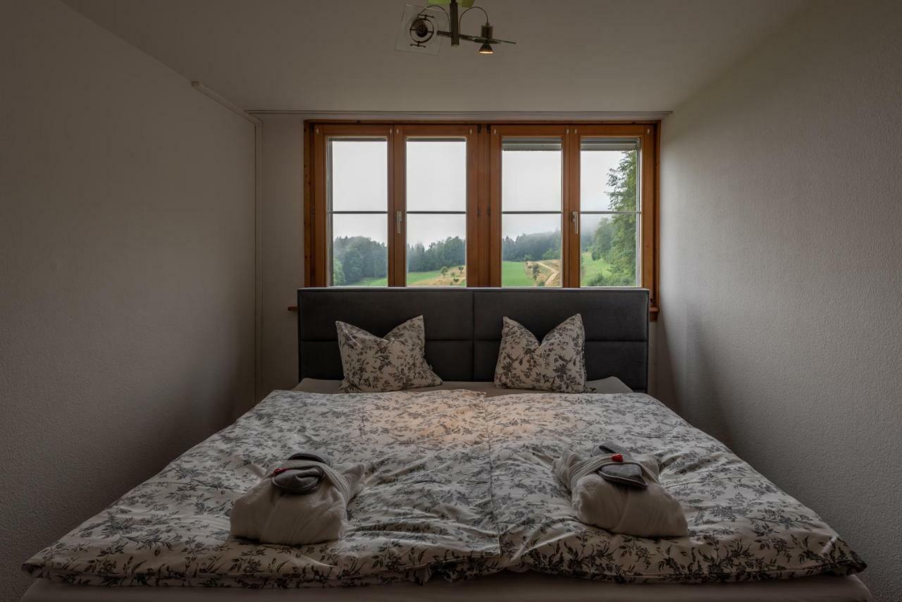 Landgasthof Farnsburg Ormalingen Esterno foto
